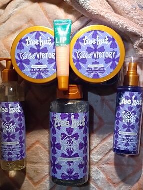 TREE HUT VIOLET VICTORY scrub body butter wash fragrance shave oil & lip butter